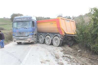 dorsesi-arizalanan-tir.jpg dorsesi-arizalanan-tir.jpg