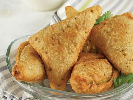 samosa-1d17a4ff-7f7c-4894-b79c-b73f08ca9d48.jpg