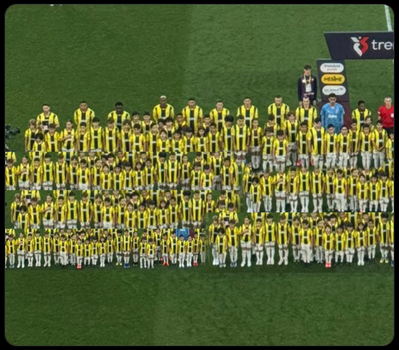 Screenshot 2025-05-26 at 11-45-09 X'te Majesteleri Dün Osimhen’in etrafına toplanan çocukları ...png