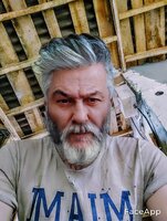 FaceApp_1605023348514.jpg
