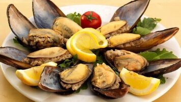 Midye-Dolma-93.jpg