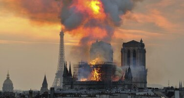 notre-dame-katedrali-yangini-paris-1122x597.jpeg notre-dame-katedrali-yangini-paris-1122x597.jpeg