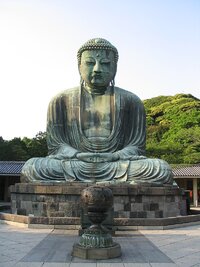 Kamakura_Budda_Daibutsu_front_1885.jpg Kamakura_Budda_Daibutsu_front_1885.jpg