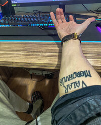 054-FDE26-467-B-4819-9-FBB-83-A1-FE9-ED1-B4.jpg