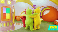 teletabi sarılması.gif