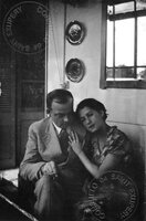 Consuelo-Suncín-de-Gómez-Carrillo-ve-Antoine-Saint-Exupéry-1931[1].jpg